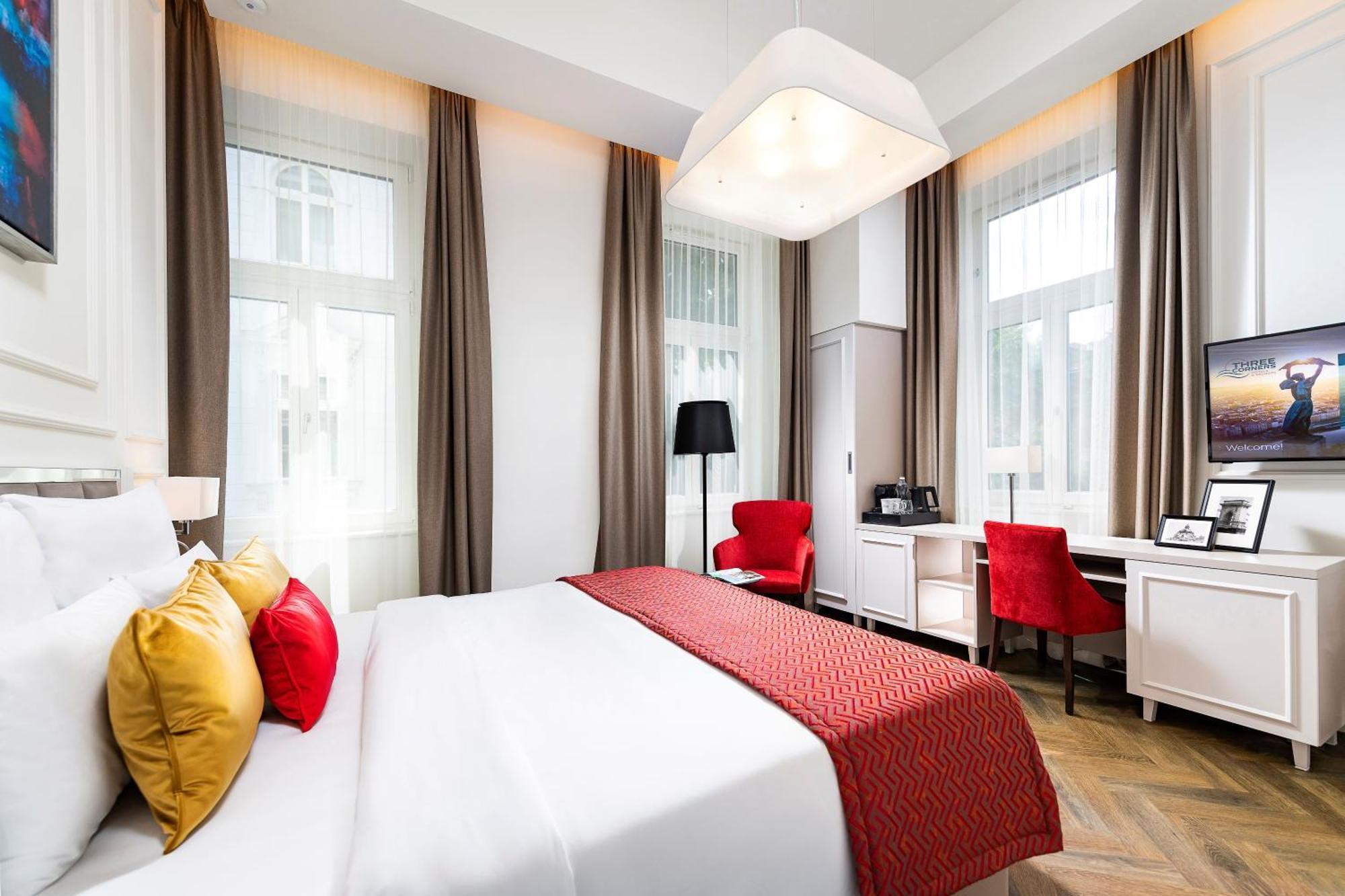 Three Corners Avenue Hotel บูดาเปสต์ ภายนอก รูปภาพ